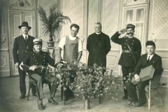 1934